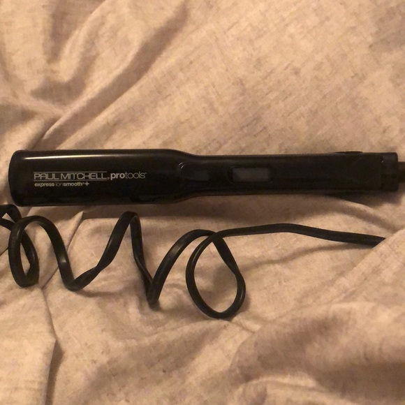 Straightener - Picture 2 of 4